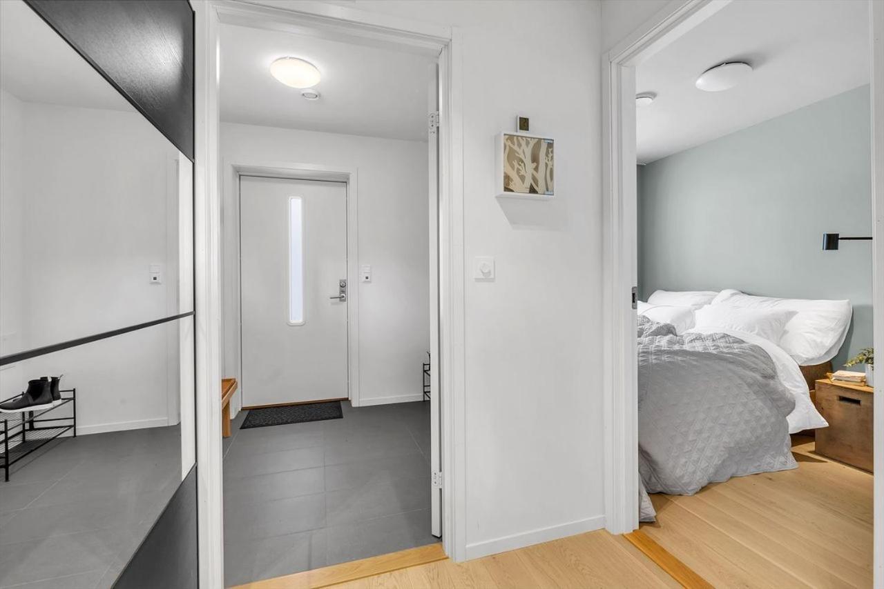 Kais sauna, jacuzzi, cinema&balcony house! Central location Tromsø Exterior foto